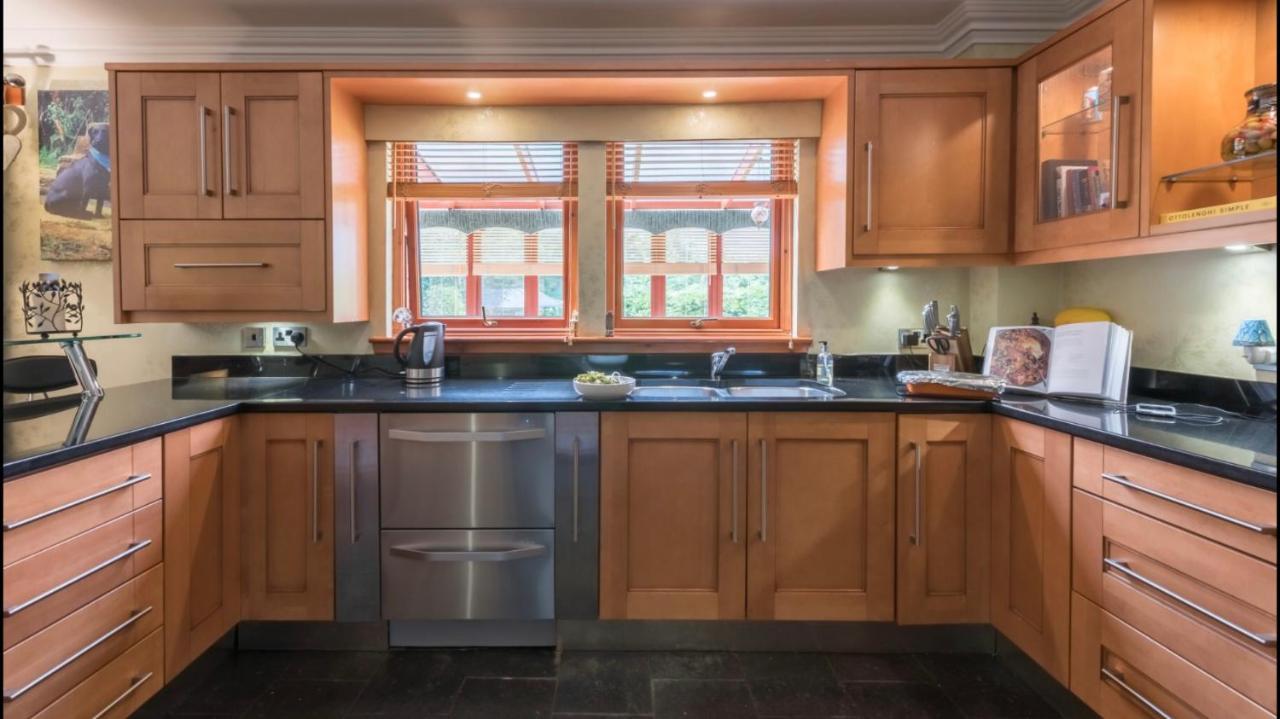 Tranquil Accommodation In A Great Location. Lanark Exterior foto
